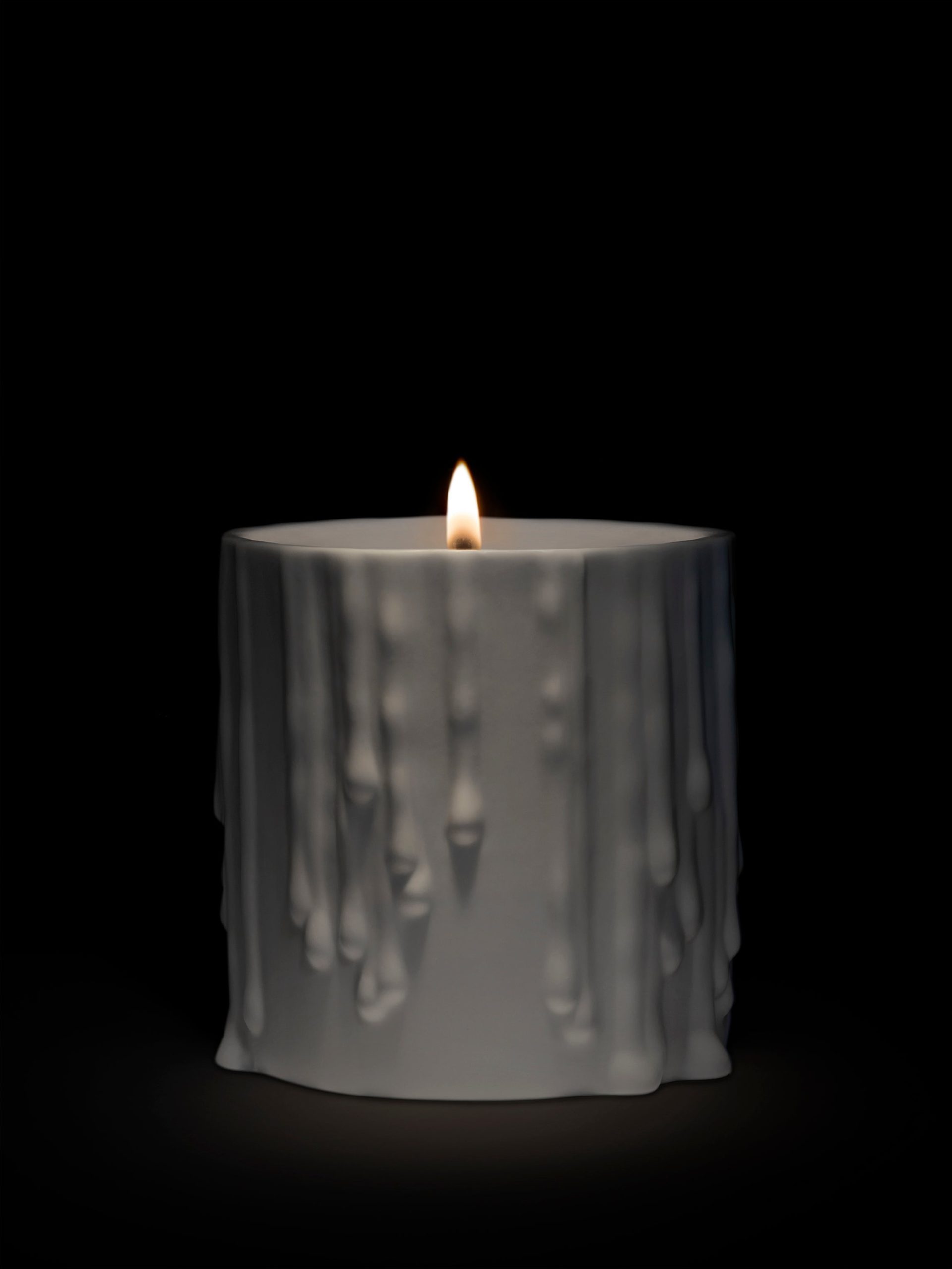 White Melted Wax candle holder - For classic candles - Image 2