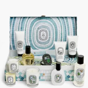Summer essentials - 10 scented staples