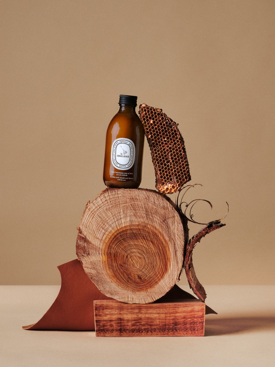 La Droguerie - Leather and wood care lotion with beeswax - Image 2